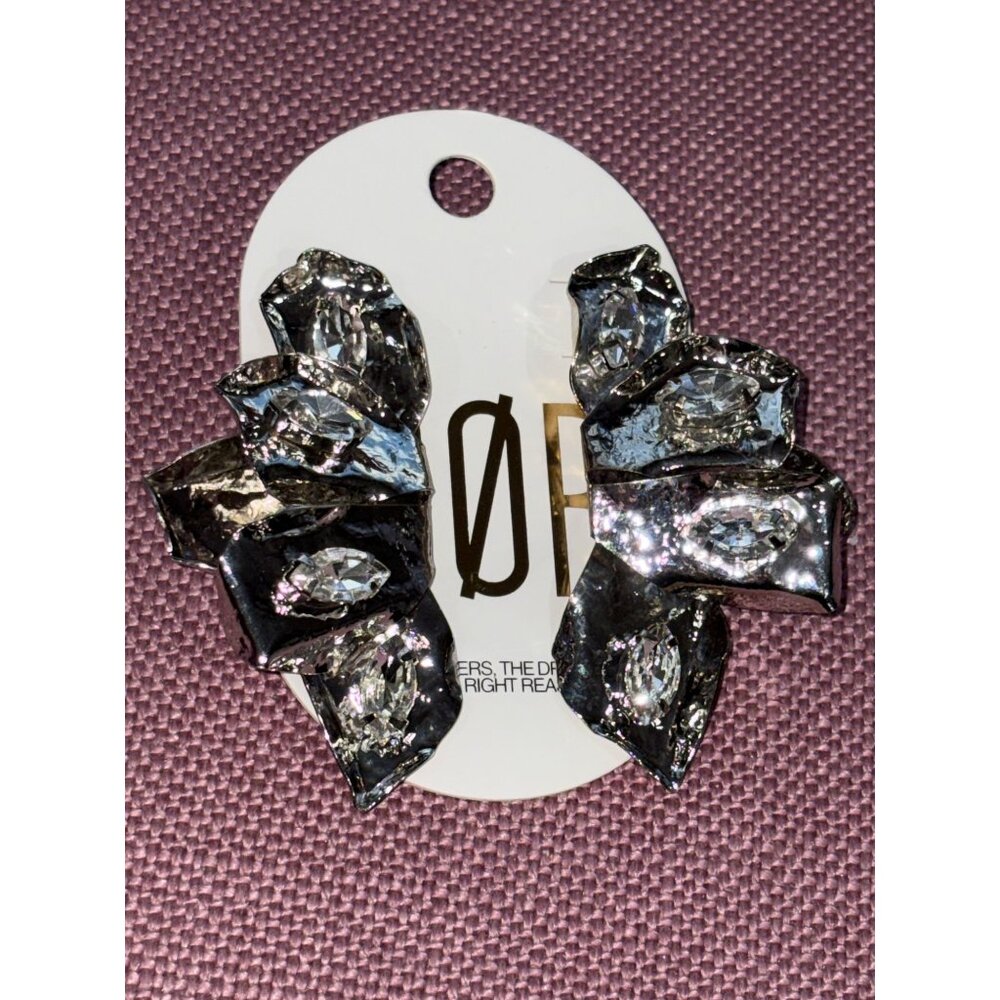 8 Other Reasons Silver Textured Earrings - Picture 3 of 6